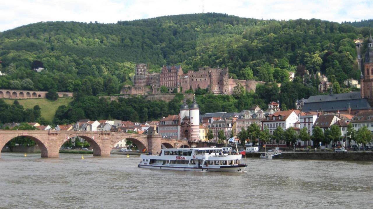 Neu Heidelberg - Guesthouse & Apartments Exteriör bild