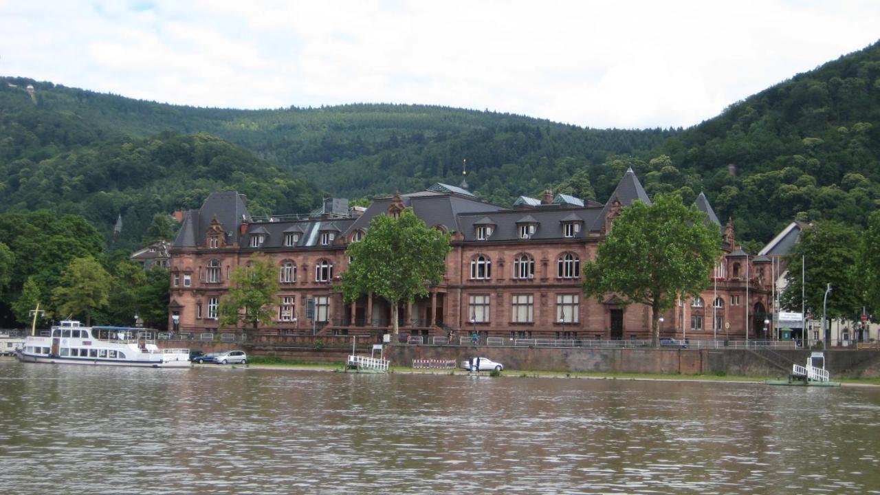 Neu Heidelberg - Guesthouse & Apartments Exteriör bild