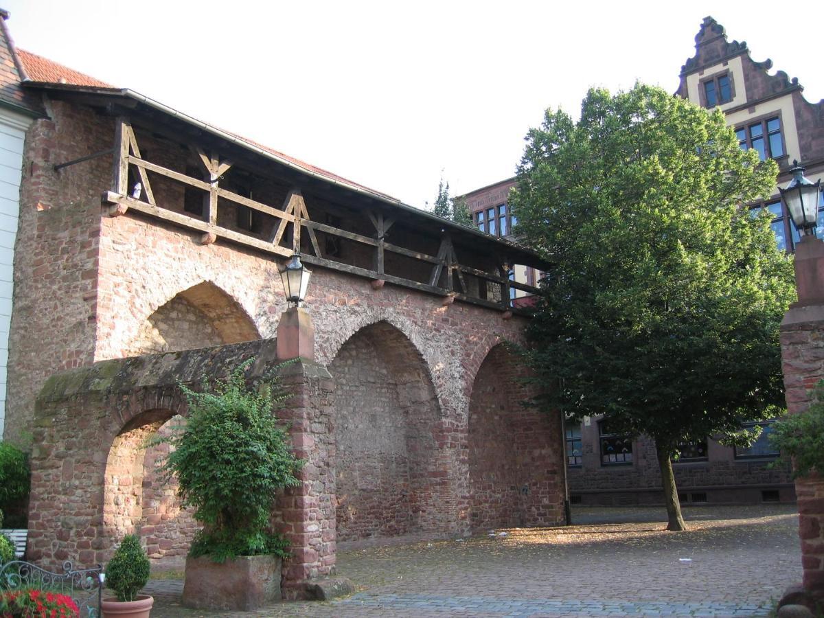 Neu Heidelberg - Guesthouse & Apartments Exteriör bild